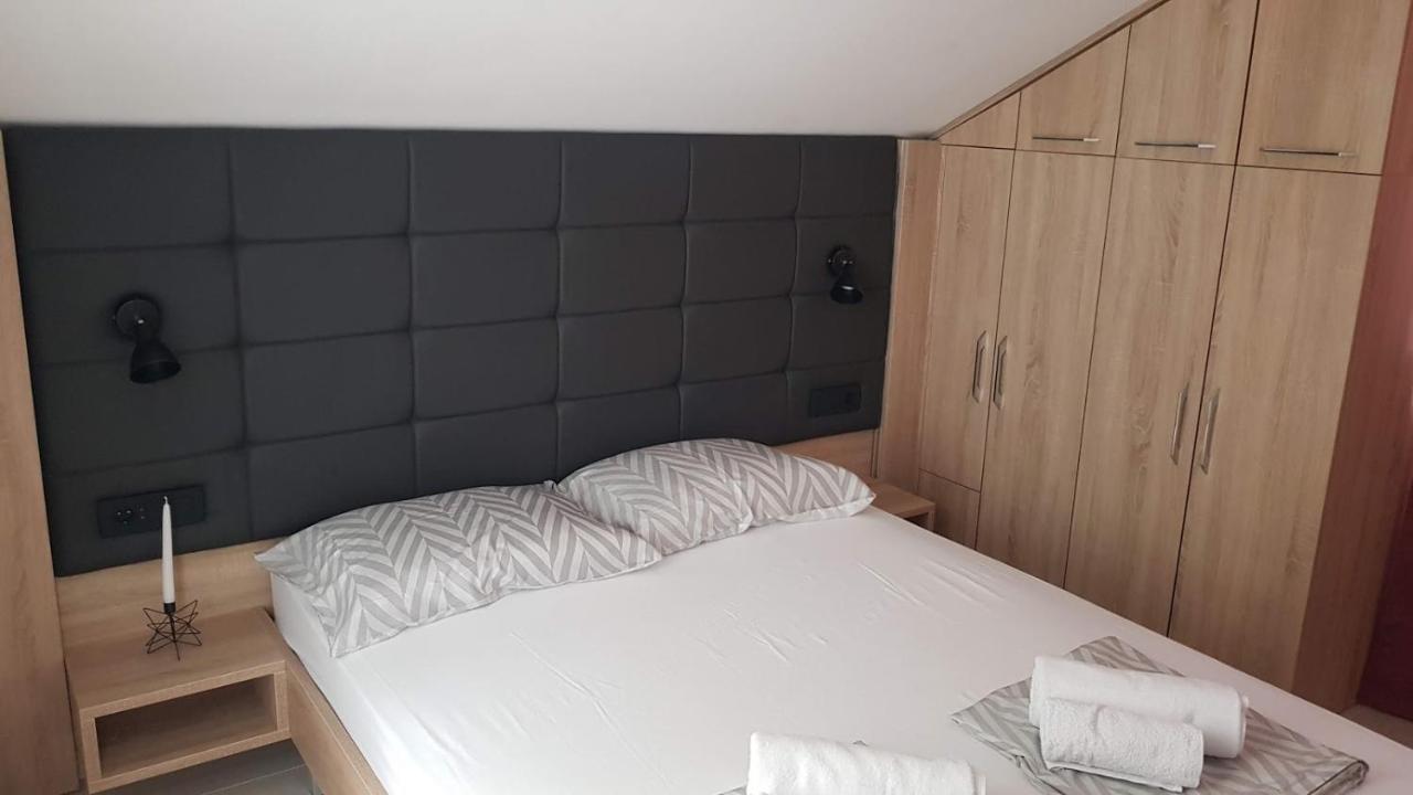 Elizabeta Deluxe Rooms 比奥格勒·纳·莫鲁 外观 照片