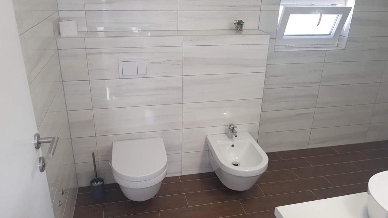Elizabeta Deluxe Rooms 比奥格勒·纳·莫鲁 外观 照片