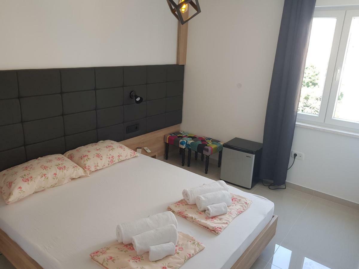 Elizabeta Deluxe Rooms 比奥格勒·纳·莫鲁 外观 照片