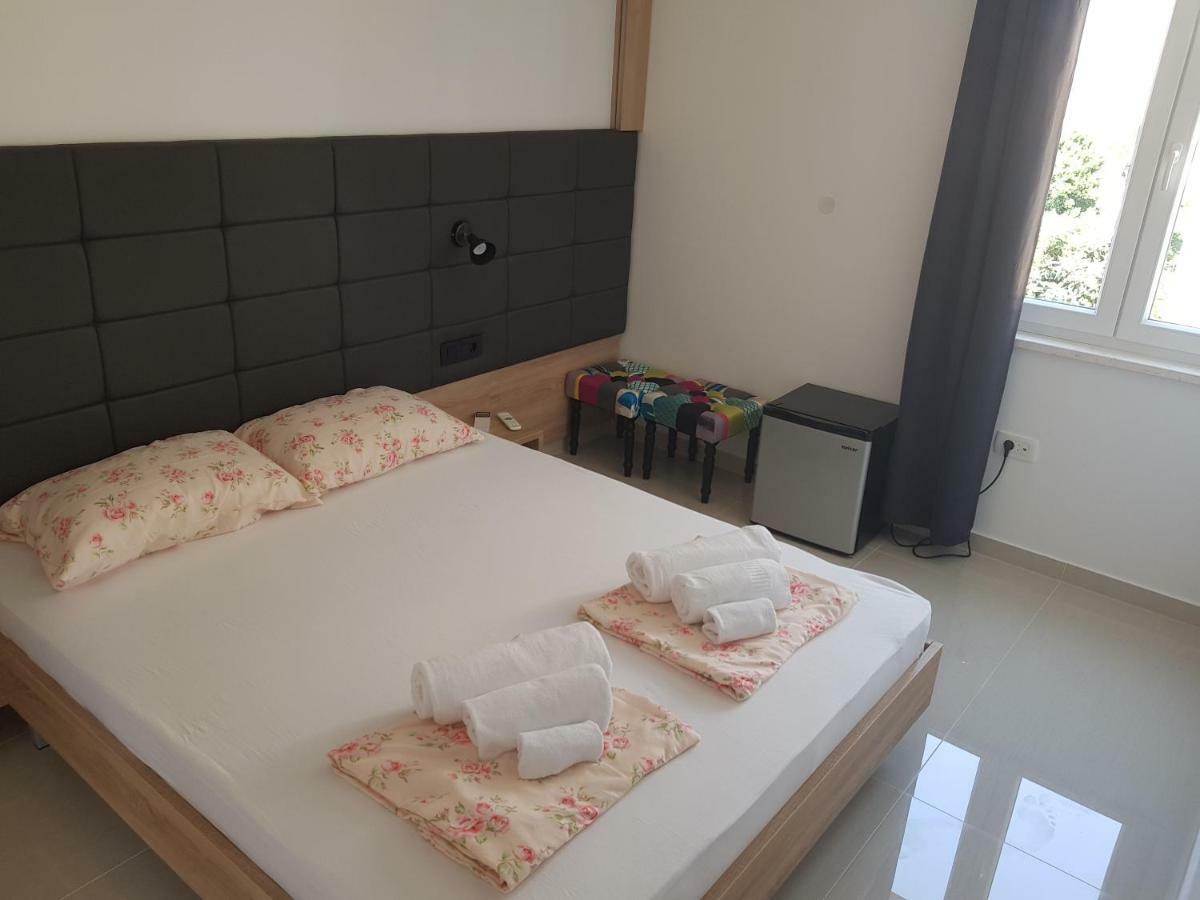 Elizabeta Deluxe Rooms 比奥格勒·纳·莫鲁 外观 照片